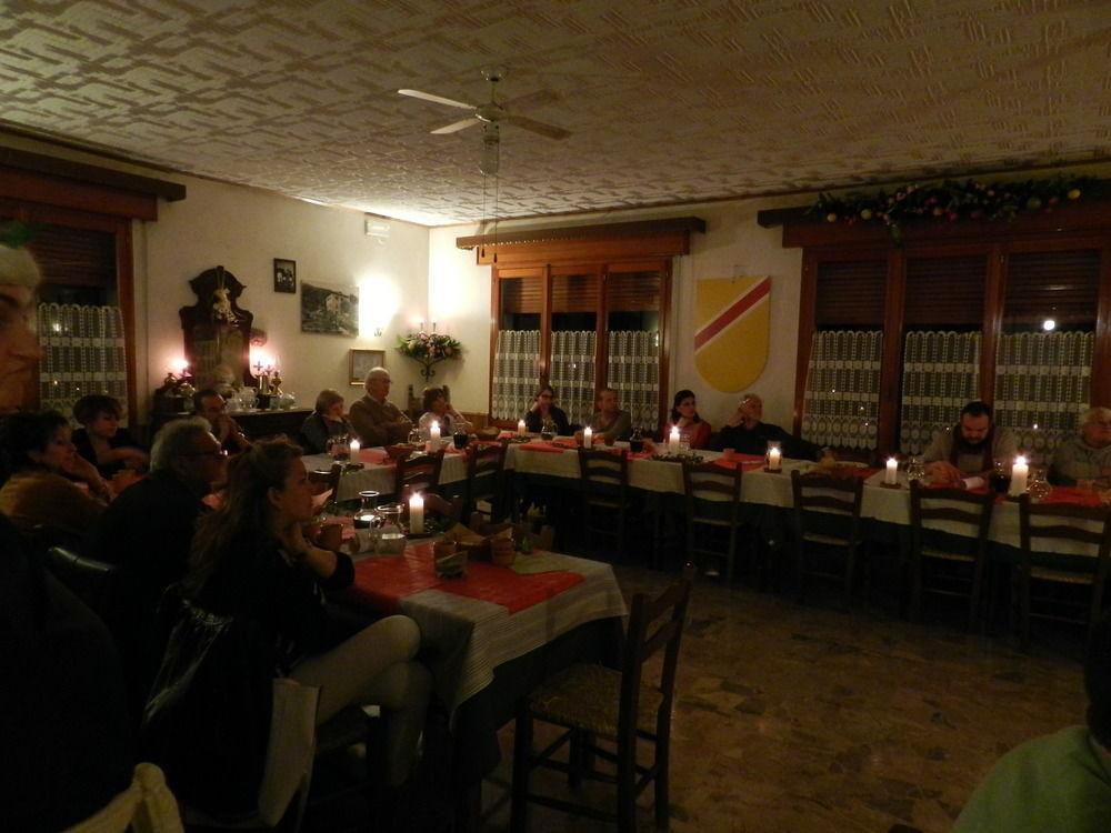 Albergo Ristorante Villa Svizzera Vidiciatico Buitenkant foto