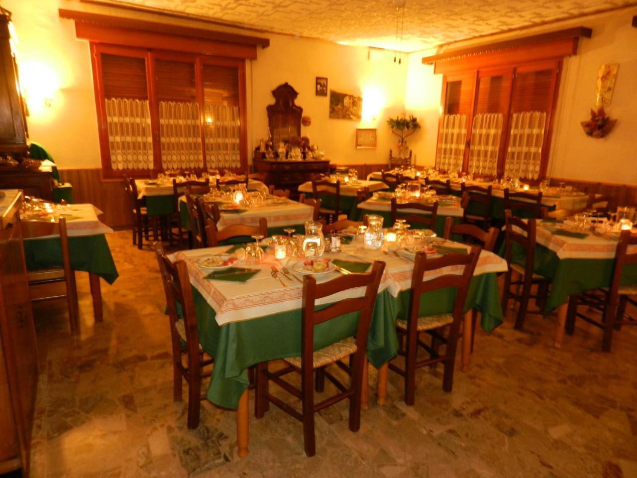 Albergo Ristorante Villa Svizzera Vidiciatico Buitenkant foto